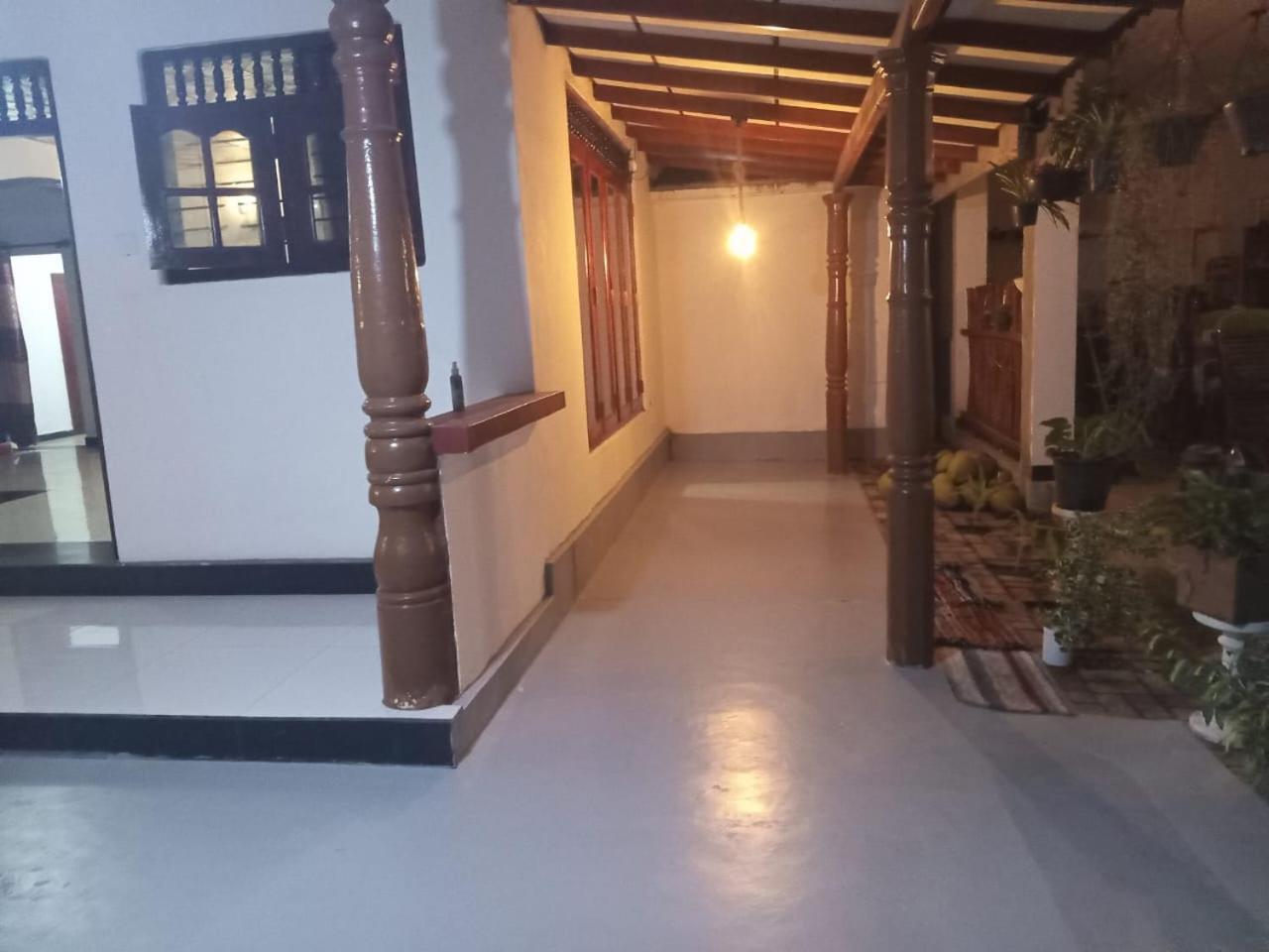 Little Villa Guest House Ahangama Exterior foto
