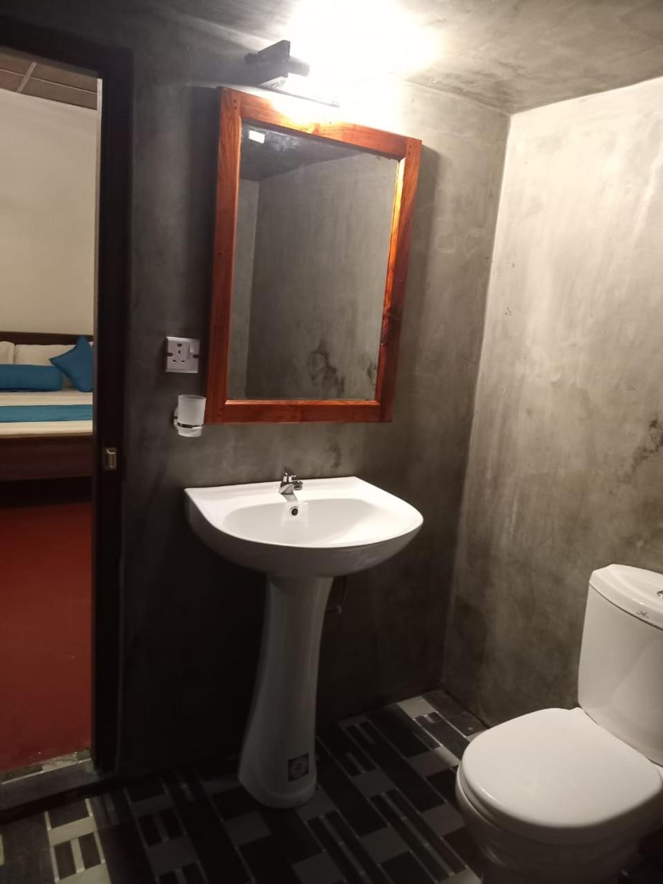 Little Villa Guest House Ahangama Quarto foto
