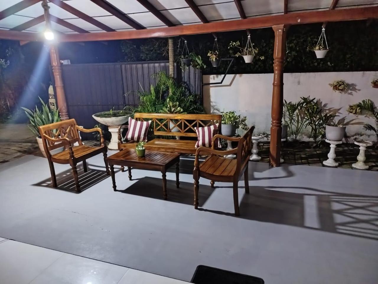 Little Villa Guest House Ahangama Quarto foto